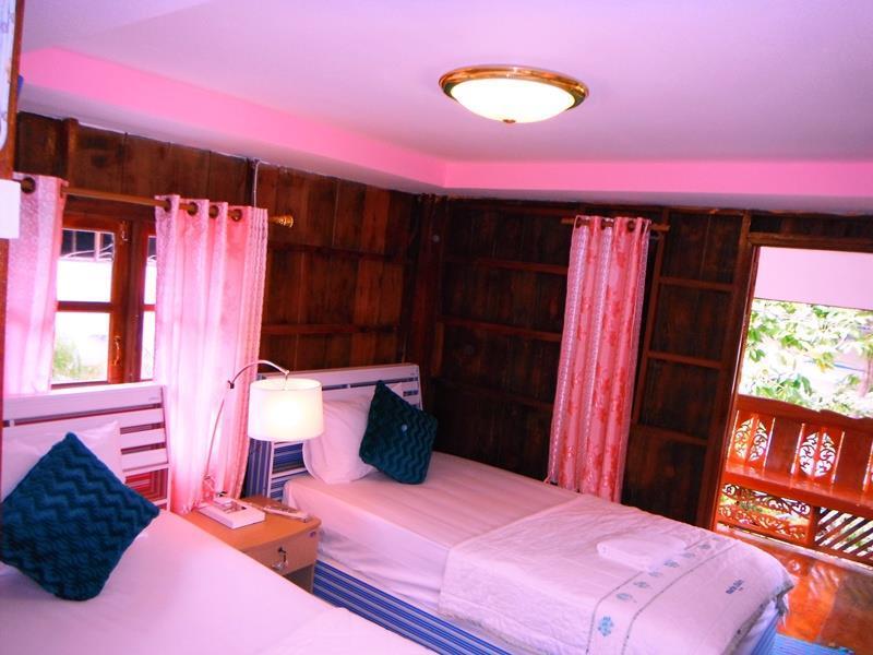Suksomjai Hotel Rayong Exterior photo