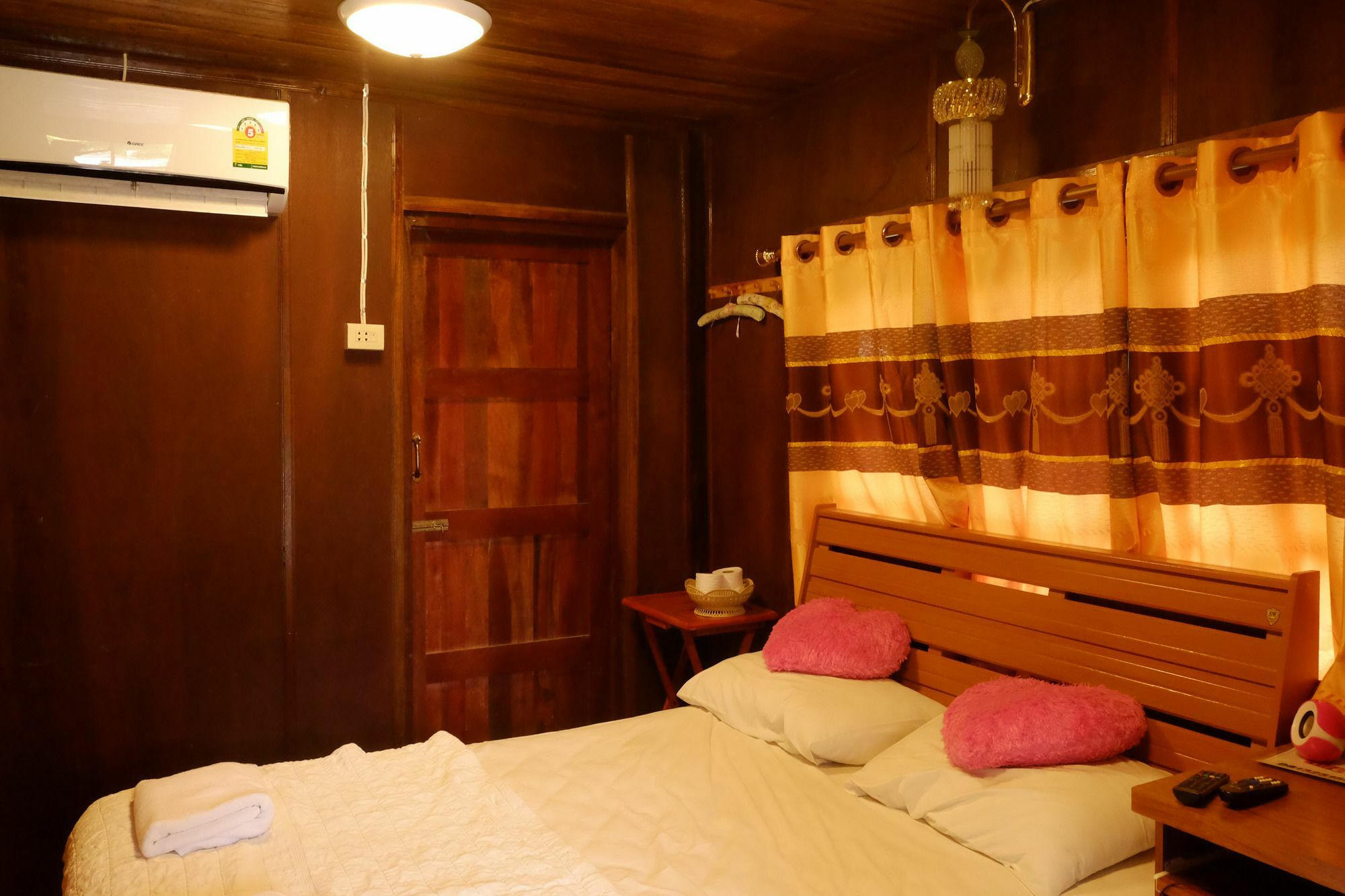 Suksomjai Hotel Rayong Exterior photo