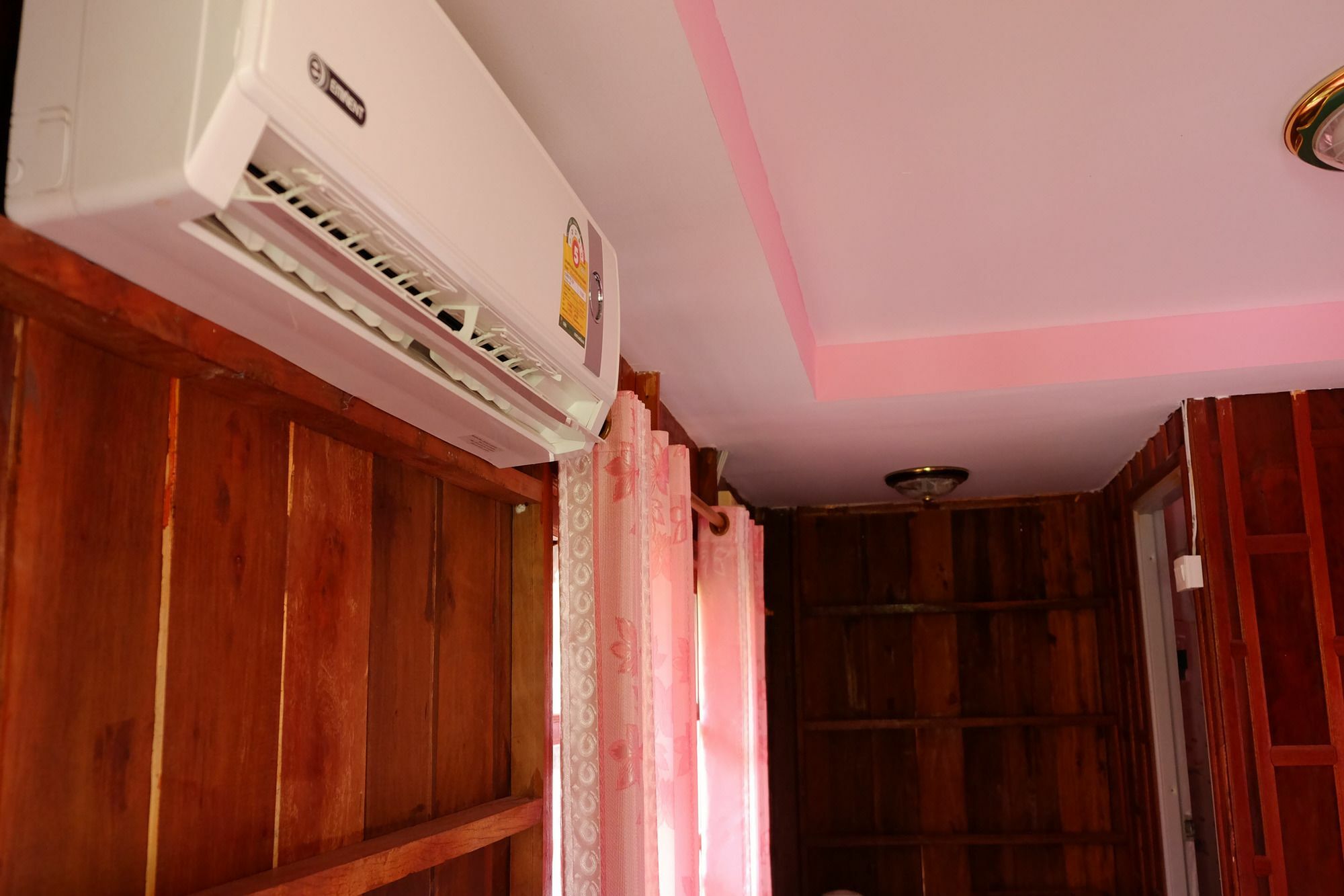 Suksomjai Hotel Rayong Exterior photo